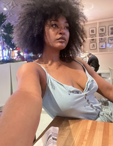 Turnerssanctuary 無料女優 写真