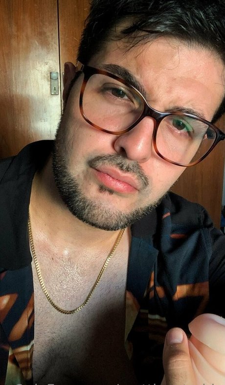 金髪の射精OnlyFans HD 画像