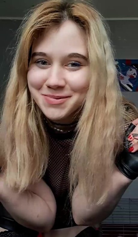 Aleksandra Ostrowska セクシーモデル 写真