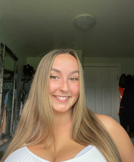 JOIティーンオンリーファンズ 無料セクシー 画像