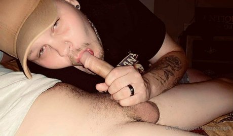 ボールズオンリーファンズ セクシーヌード 写真