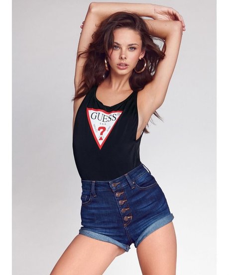 BBC売春婦OnlyFans アートヌード 写真