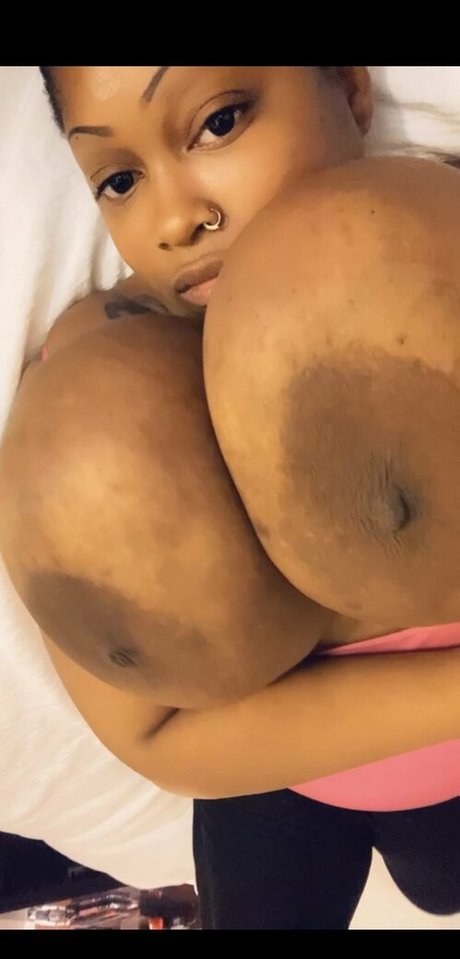 thickdanky ポルノスター 独占 写真