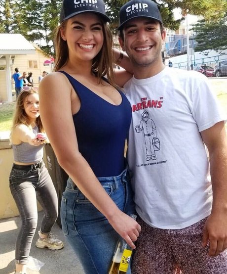 手コキ 主観視点 オンリーファンズ 無料 写真