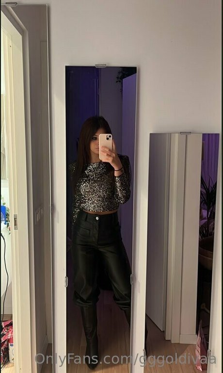 gggoldivaa ホットモデル 写真