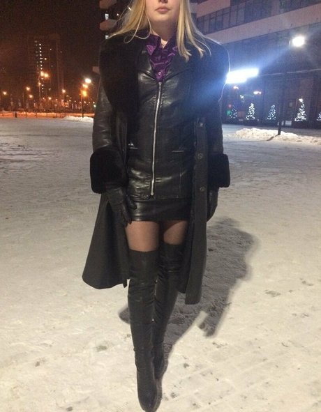 julisunrise official 独占スター 画像