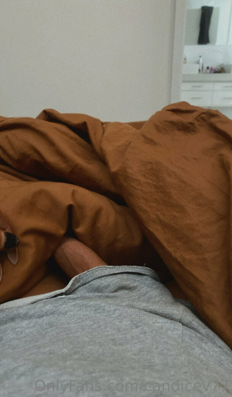 19歳のOnlyFans アダルト 写真