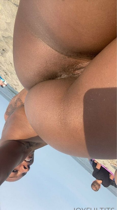 joyfultits ポルノスター xxx 写真