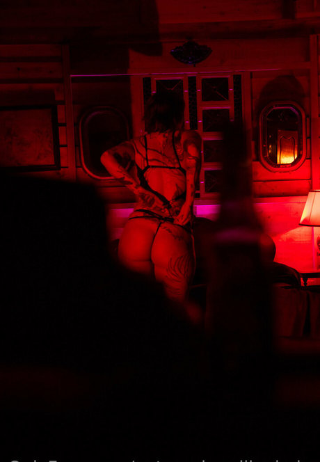 Notyourbrazilianbabe かわいいポルノスター 写真