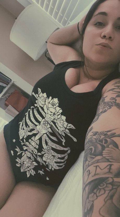 madibaileyx 独占ポルノスター 写真