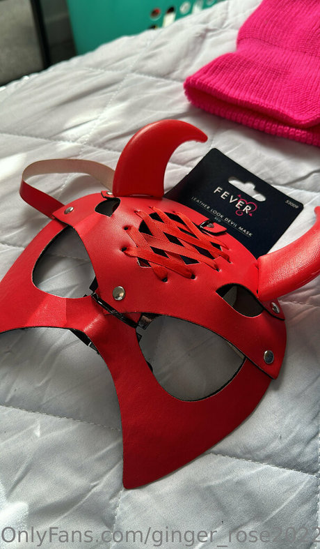 ginger rose2022 ポルノスター HD 画像