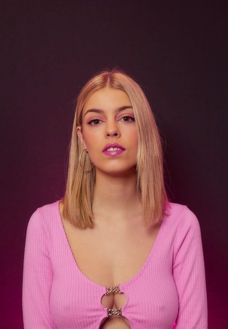 Nerea Rodriguez ポルノスター セクシー 画像