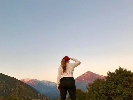 騎乗位熟女OnlyFans ヌード 画像