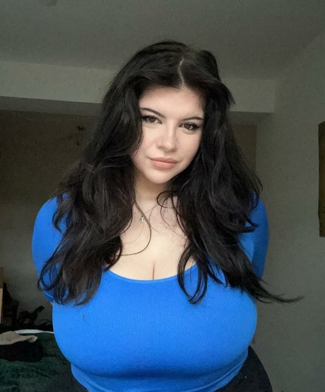 背の高いブロンドのオンリーファンズ 無料ポルノ ギャラリー