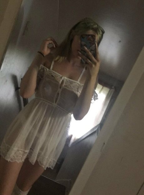 ぽっちゃりお尻オンリーファンズ 無料セックス 写真