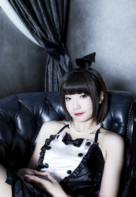 痩せたティーンのオンリーファンズ ヌード ギャラリー