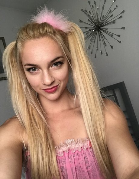 Mandy Marx 無料のスター 写真