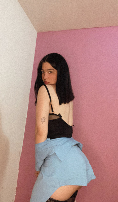 Dayale Asmr ヌード女優 写真