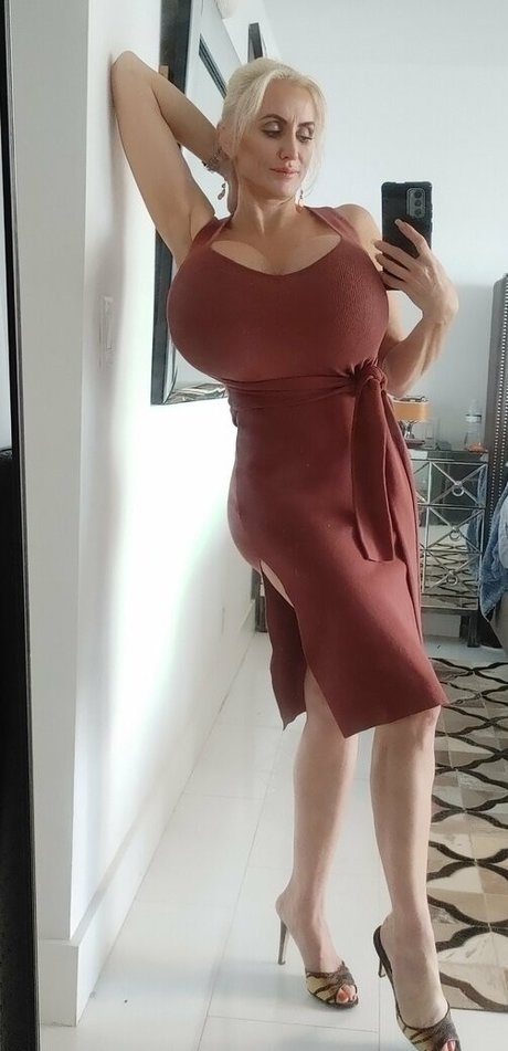 tammylh アダルトモデル 写真