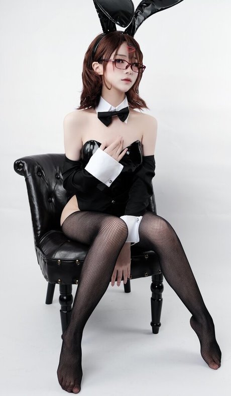 Youmeko ホット女優 ギャラリー