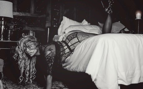 BBW パウグ オンリーファンズ 無料ポルノ 写真