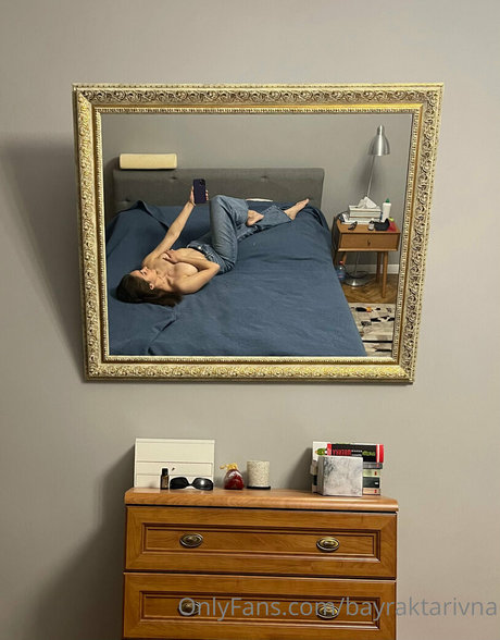 赤毛ティーンオンリーファンズ ポルノ 写真