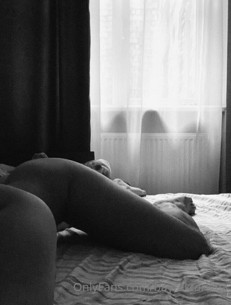 bayraktarivna ポルノスター ギャラリー