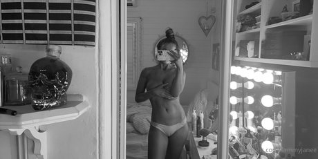 sammyjanee ポルノスター 写真