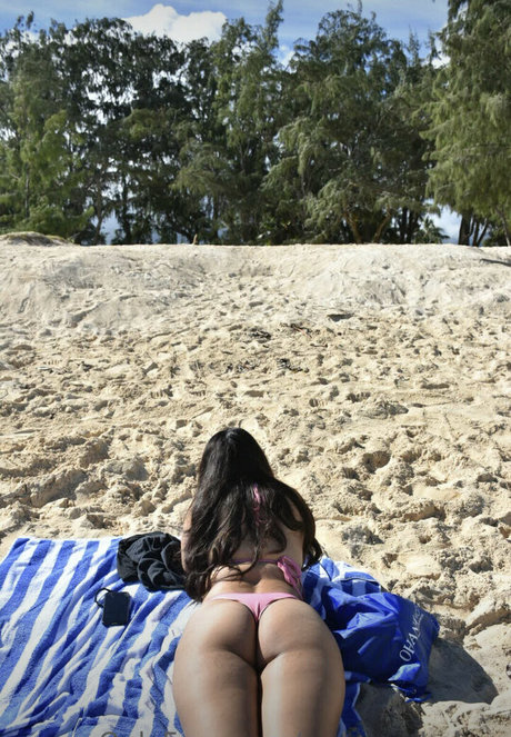 ラテン系ティーンオンリーファンズ ホットポルノ 写真