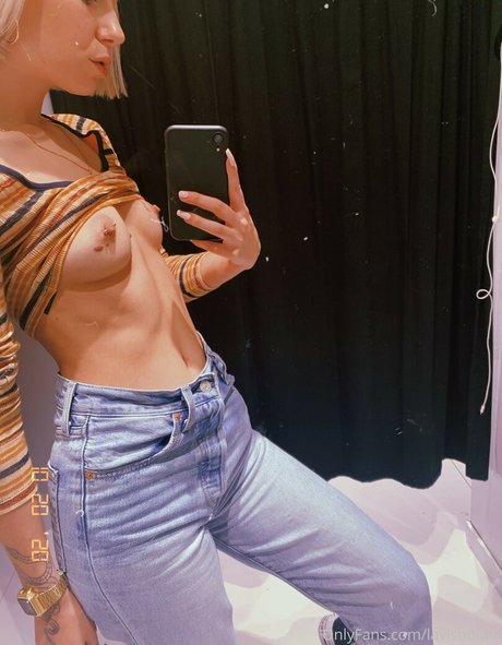 巨乳のオンリーファンズ 無料ポルノ 写真