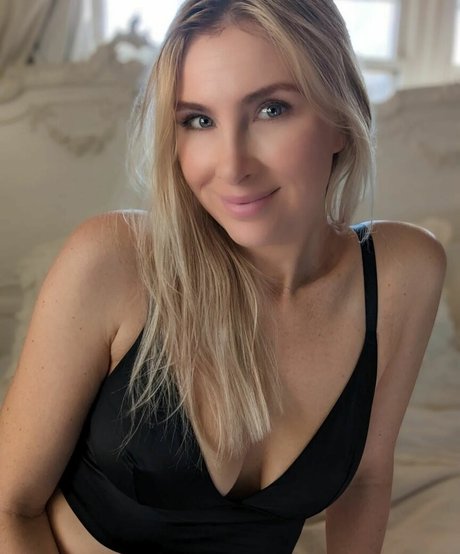 巨乳アナルOnlyFans ホット裸 画像