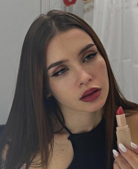 KordeeRo セクシーモデル 写真