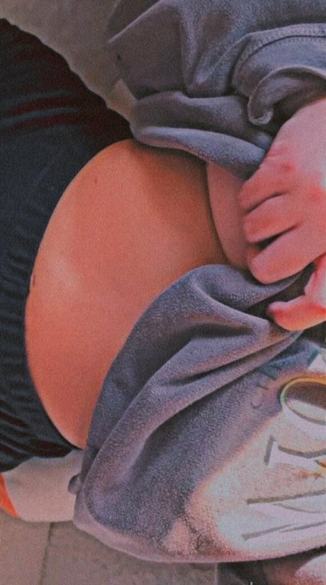 トゥインクスオンリーファンズ セクシー 写真