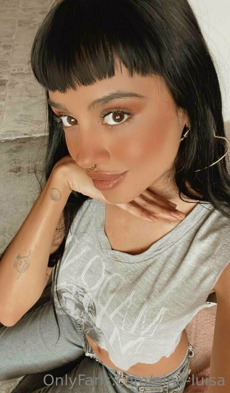 nina luisa ポルノ女優 写真