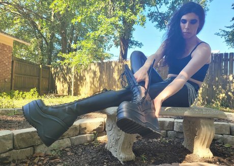 ハロウィン オンリーファン ポルノ 写真