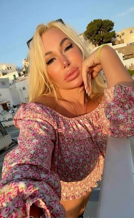 margot free ホットモデル 写真