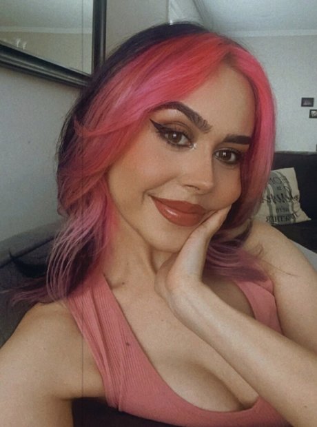 毛深い足のOnlyFans セックス 画像