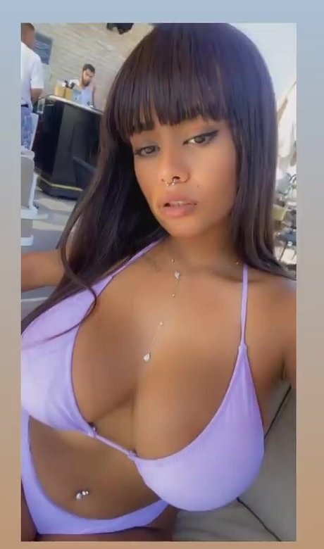 JustNati かわいいモデル アーカイブ