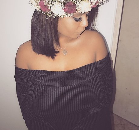 JustNati ホットなモデル 画像