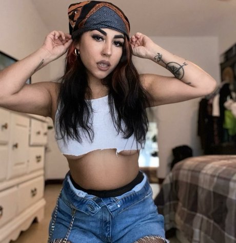 OnlyFansの写真 ヌード 画像