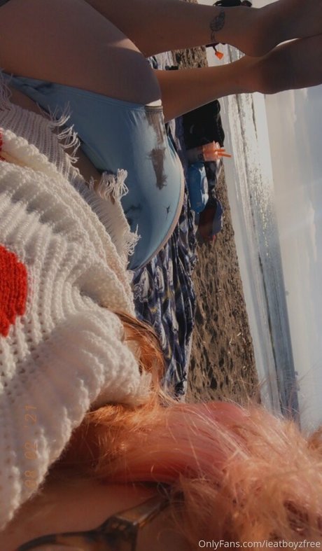 ルビーオンリーファン 無料ヌード 画像