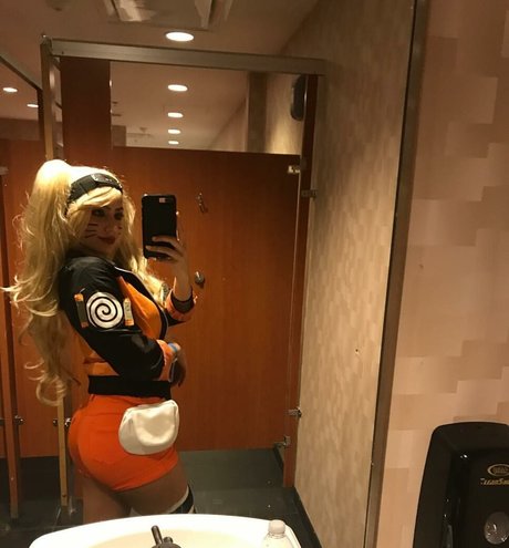 チャットルバーテ オンリーファンズ ポルノ ギャラリー