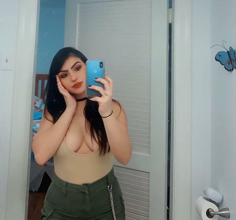 ティーンガールズオンリーファン 無料ポルノ 画像