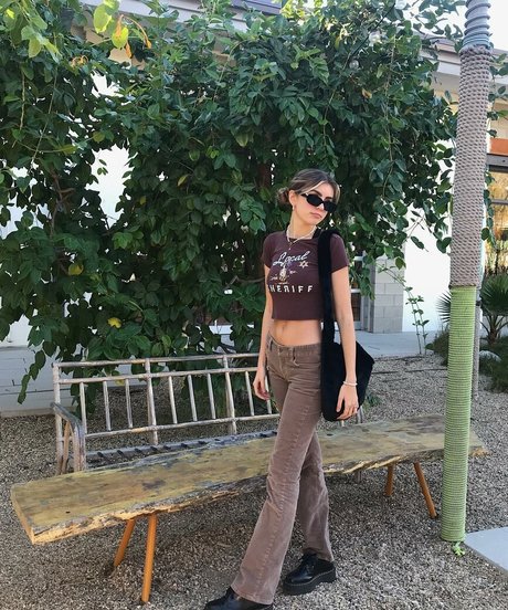 口内射精 オンリーファンズ 可愛い 写真