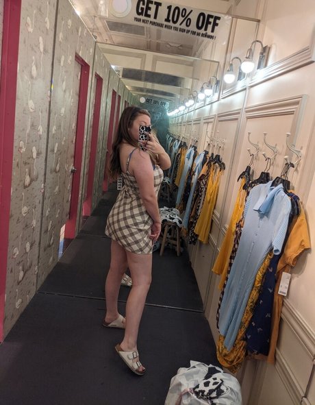 Eightbitbailey アダルトモデル 画像