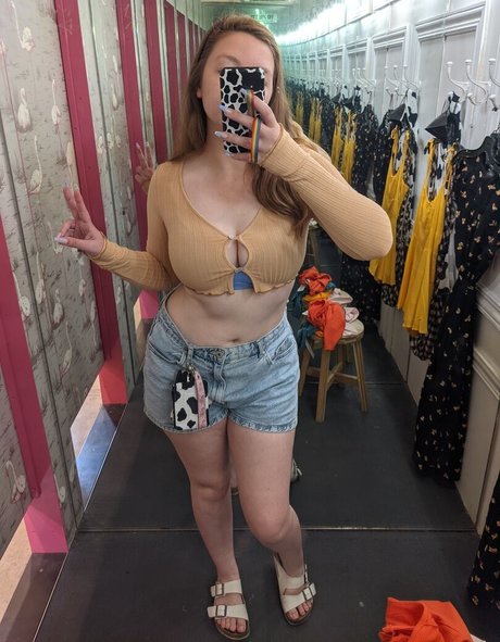 Eightbitbailey ポルノスター 無料 画像