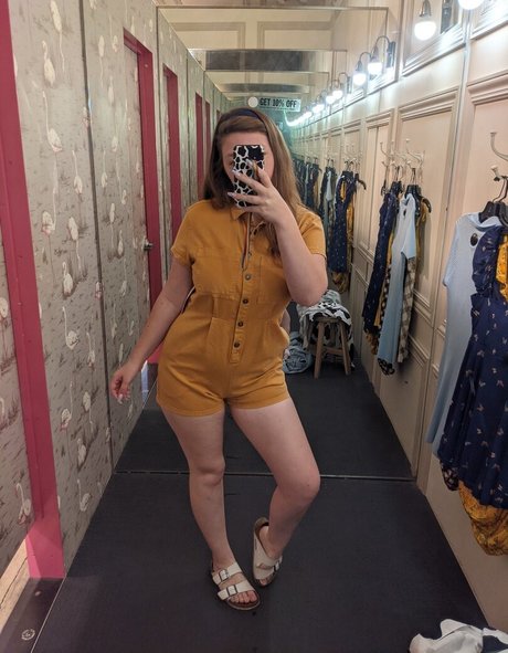 Eightbitbailey エロティックなモデル 画像