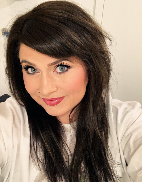 kahlanator ホットなスター 写真