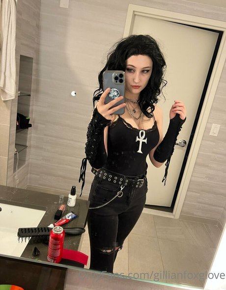 アジアン・エボニー・オンリーファンズ ホットセクシー 写真