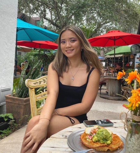 Vianney ヌードのポルノスター 写真